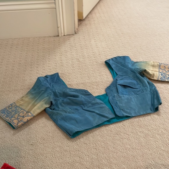 Saree - Picture 2 of 2